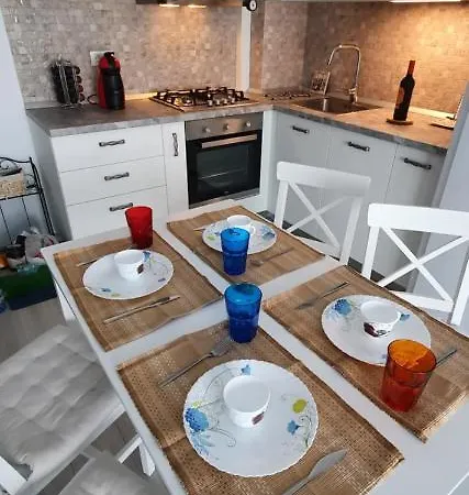 Apartament Sea View Season - Mamaia Nord Năvodari